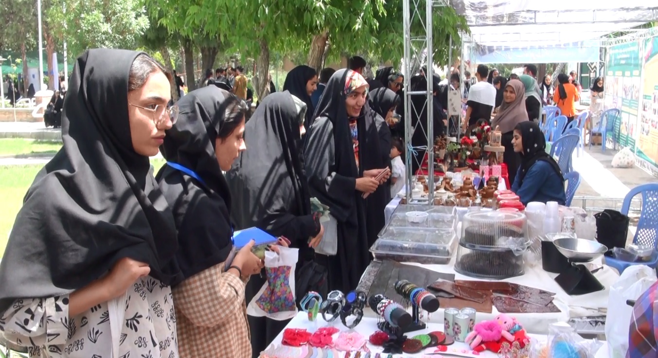 در همدان؛ جشنواره فرهنگی هنری دانشگاه ملی مهارت کشور