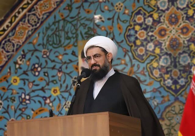 خطیب جمعه همدان: دشمن به‌دنبال ایجاد خطای محاسباتی در کشور است